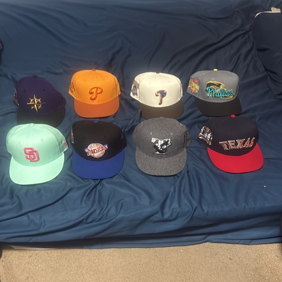 Hat Lot - Picture 3 of 4